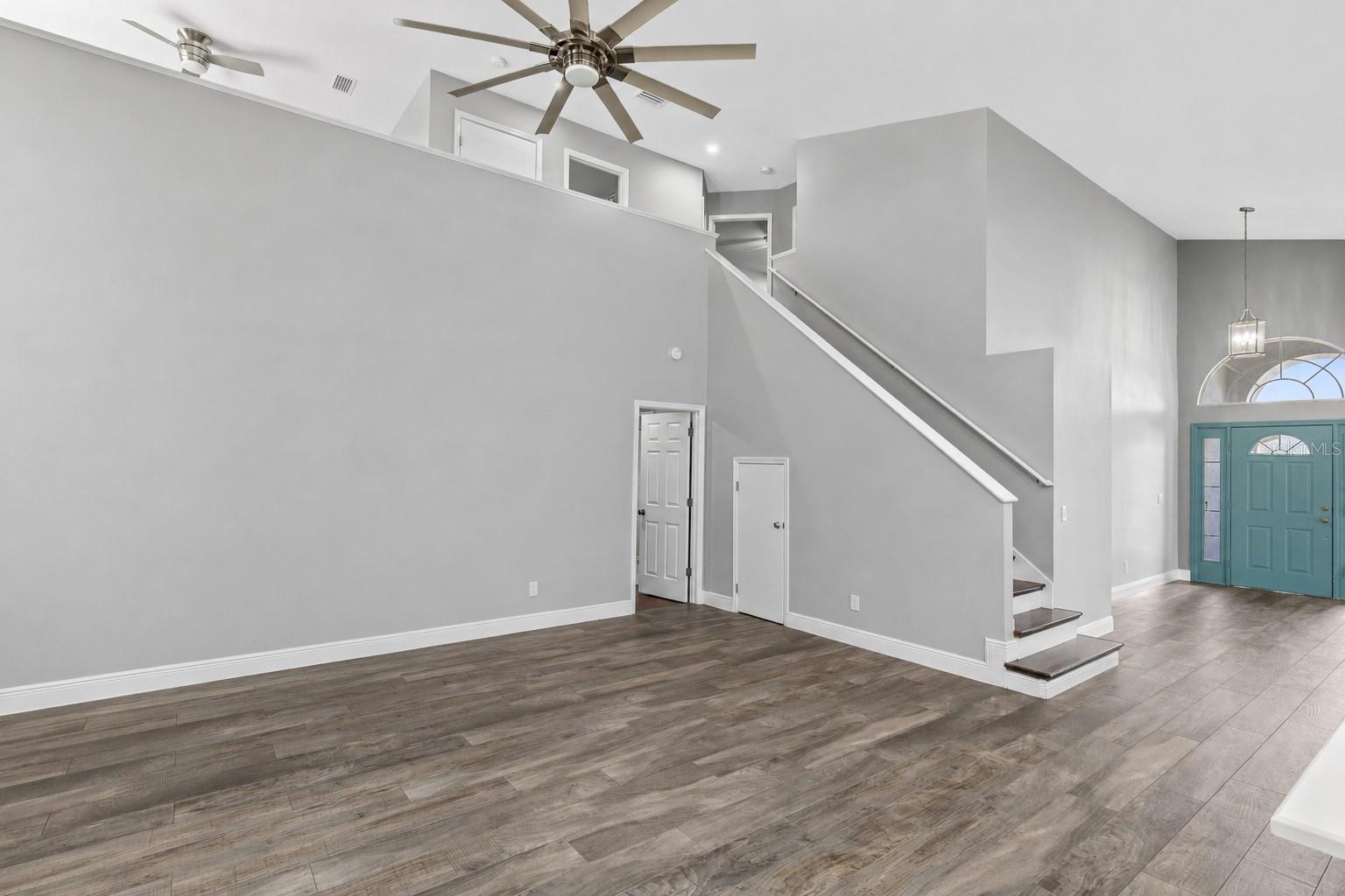 12212 Holly Jane Ct Property Photo 17