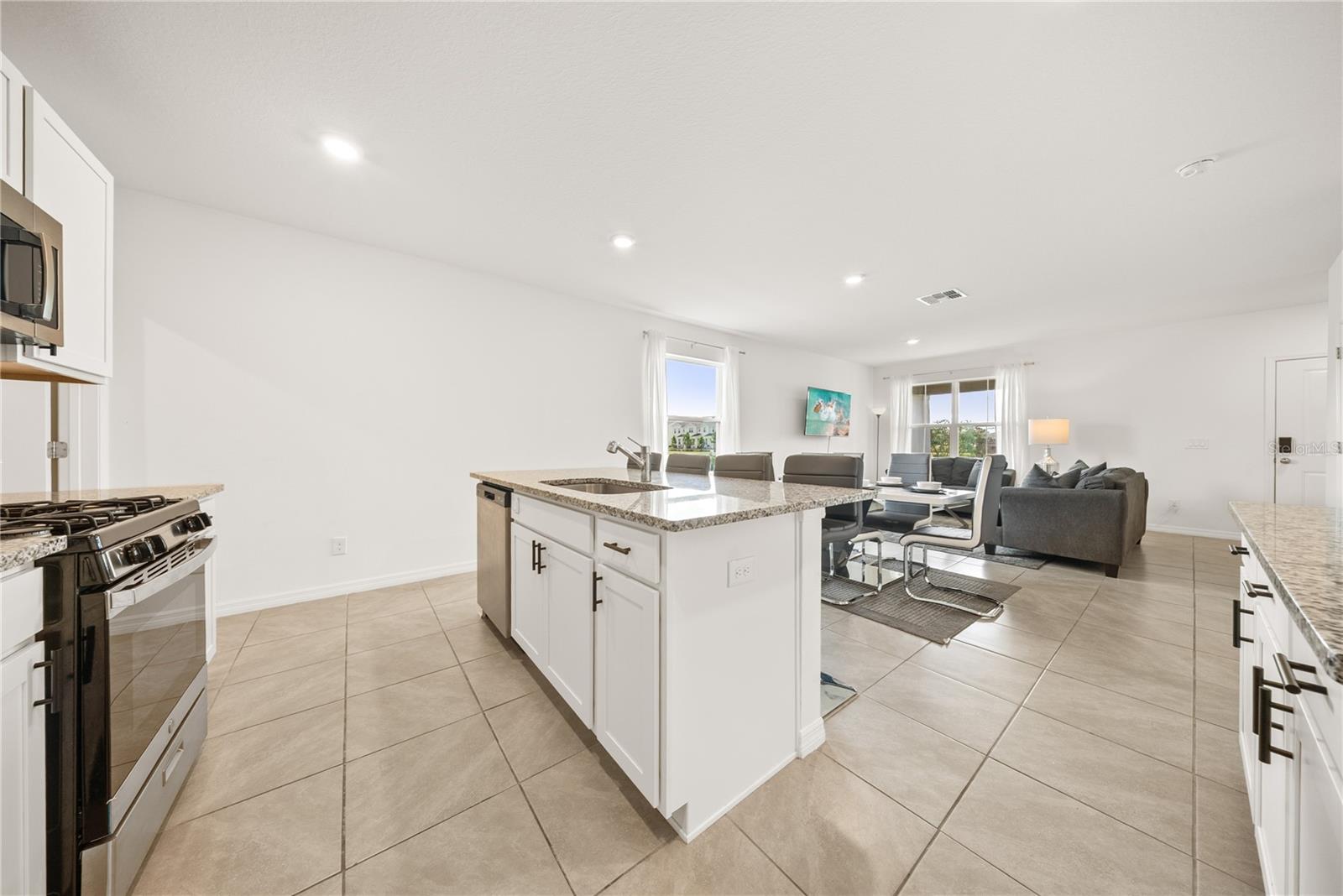 15038 Windflower Aly Property Photo 17