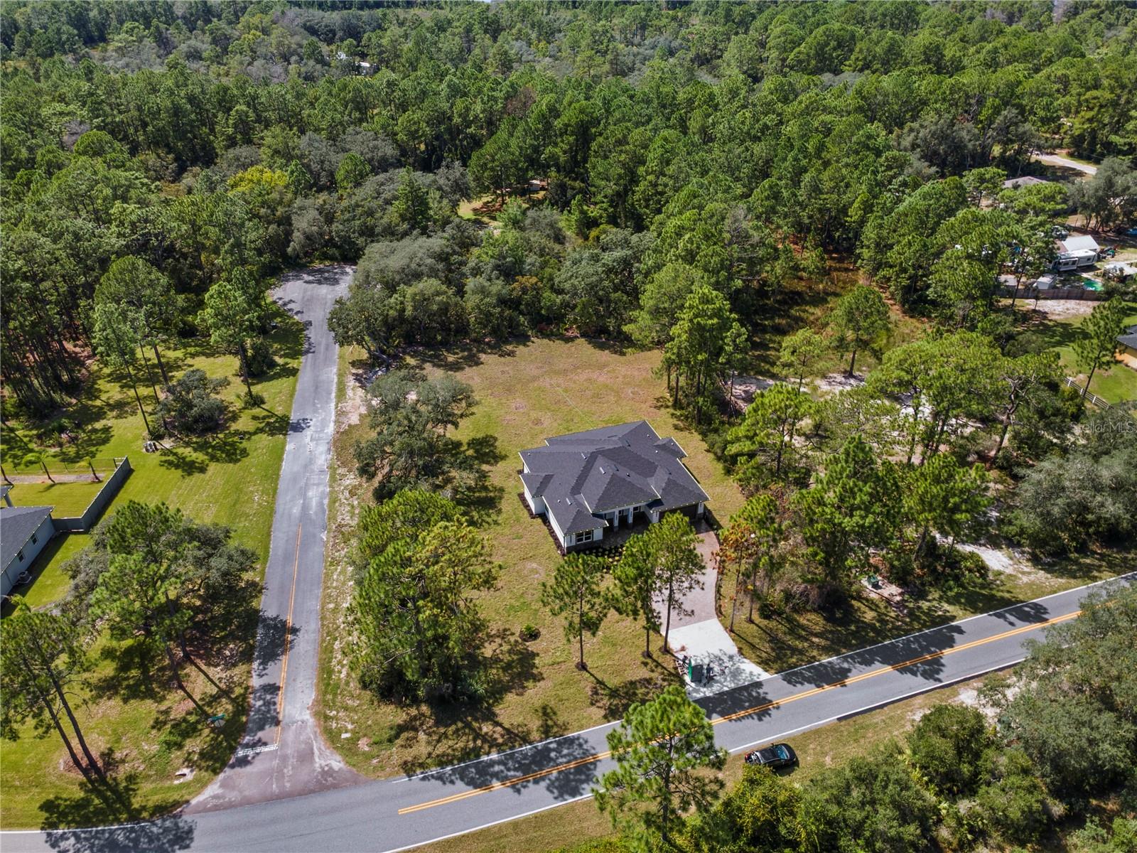 40401 Royal Trails Rd Property Photo 7