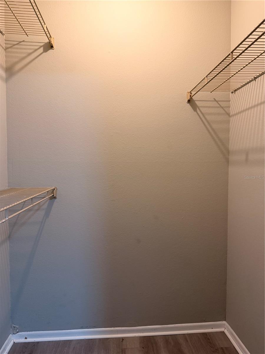 246 Afton Sq #106 Property Photo 13