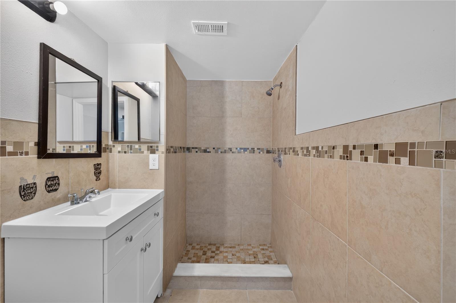 13829 Timberland Dr #101 Property Photo 27