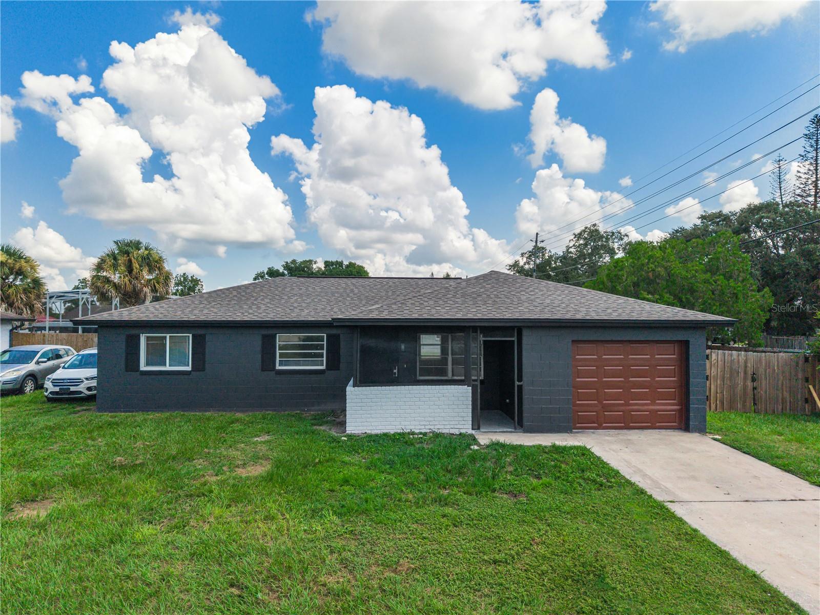 2013 PATRICK ST Property Photo 1