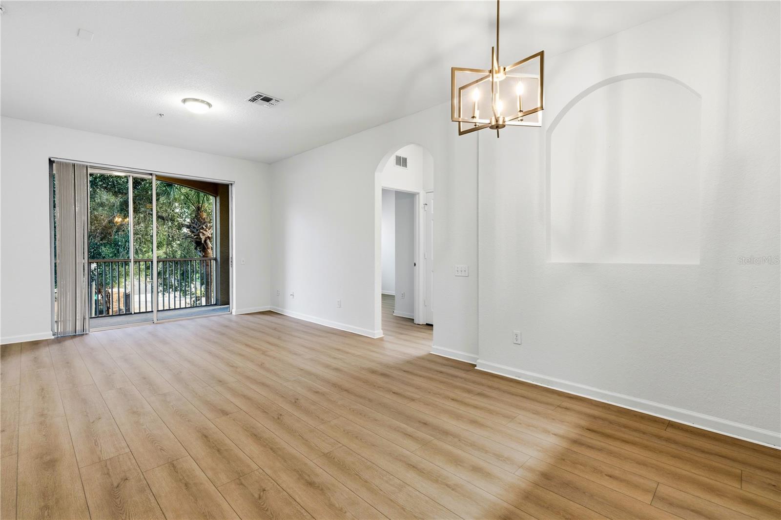 2484 San Tecla St #201 Property Photo 2