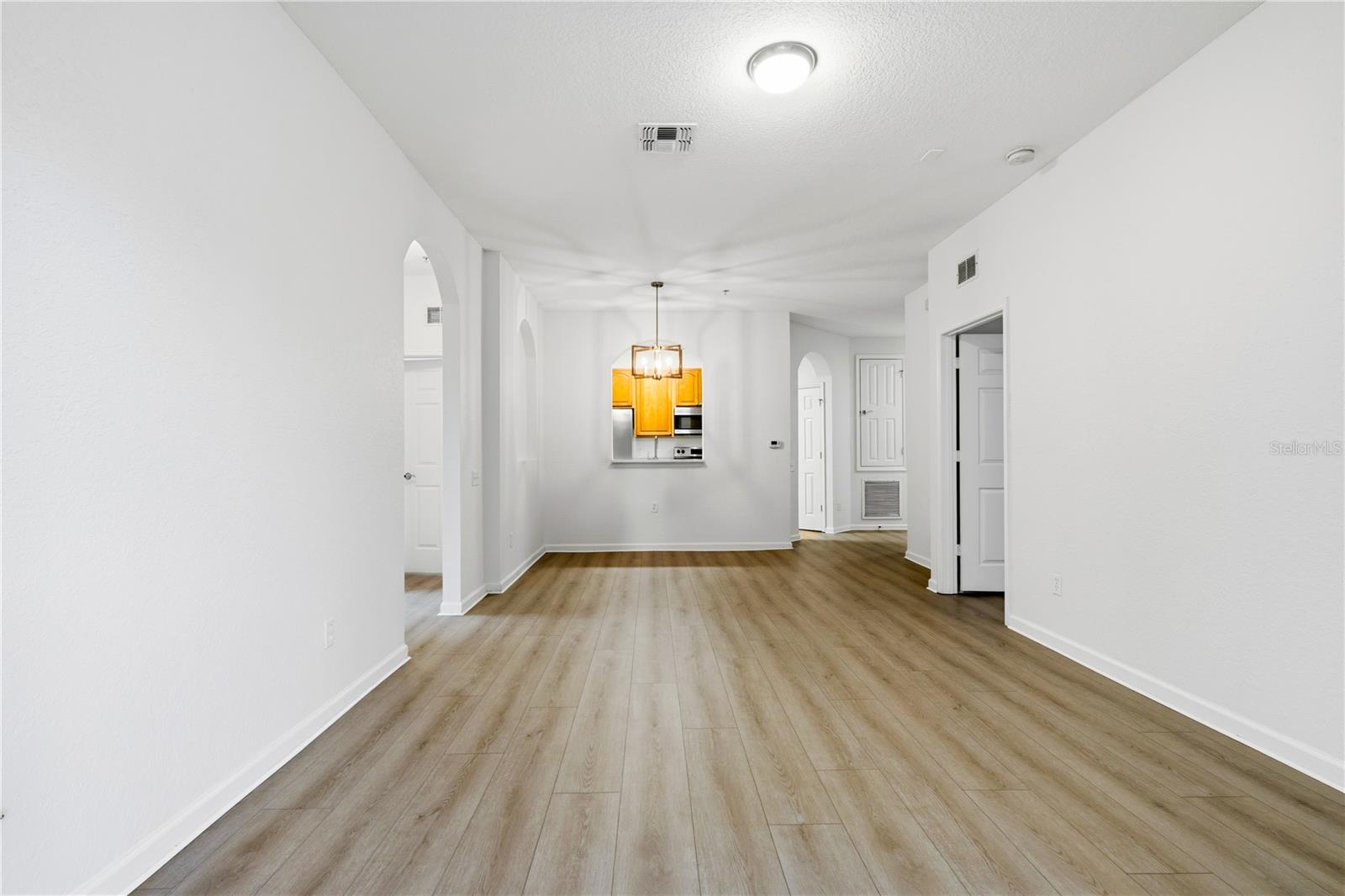 2484 San Tecla St #201 Property Photo 3