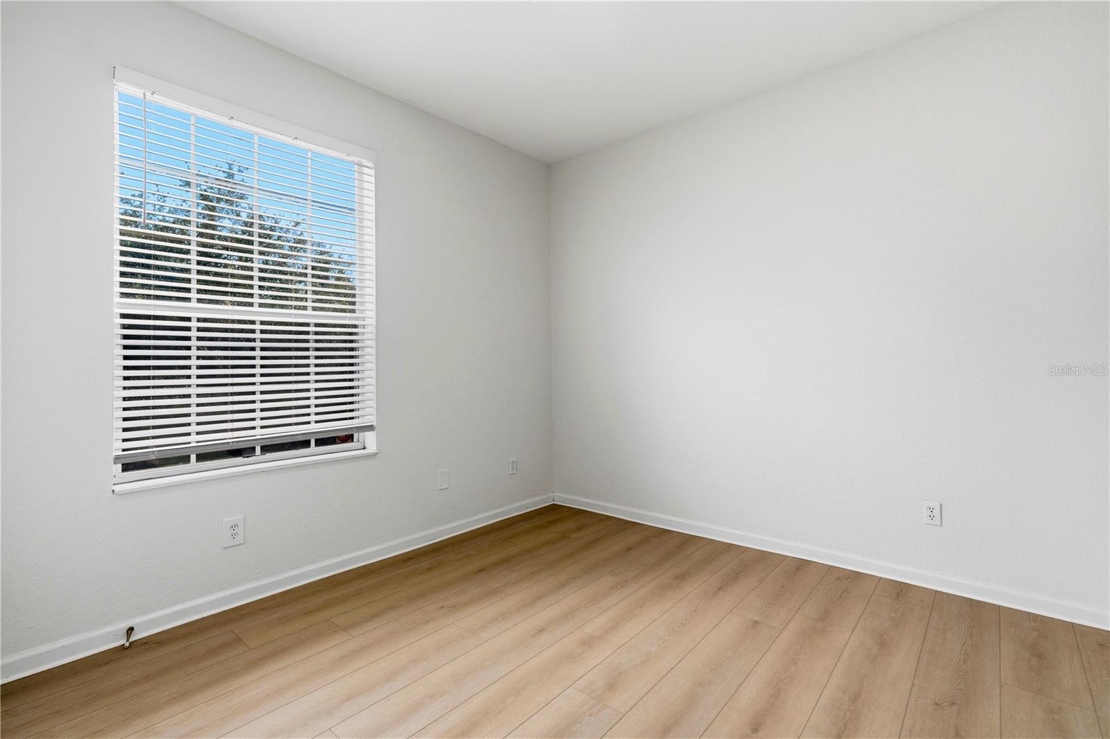 2484 San Tecla St #201 Property Photo 10