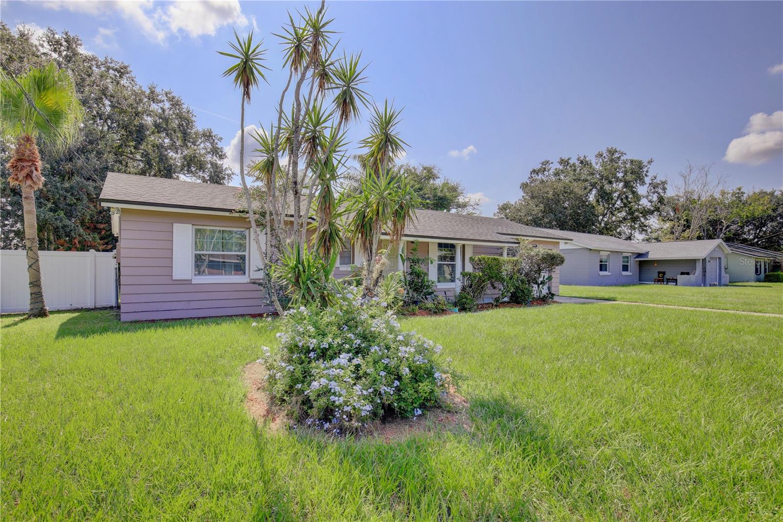 2319 Continental Blvd Property Photo 2
