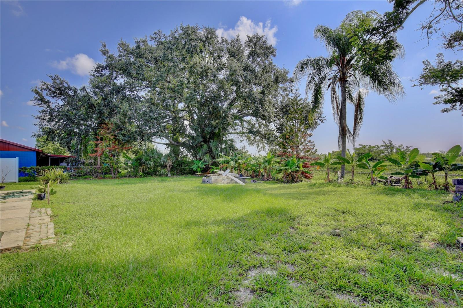 2319 Continental Blvd Property Photo 22