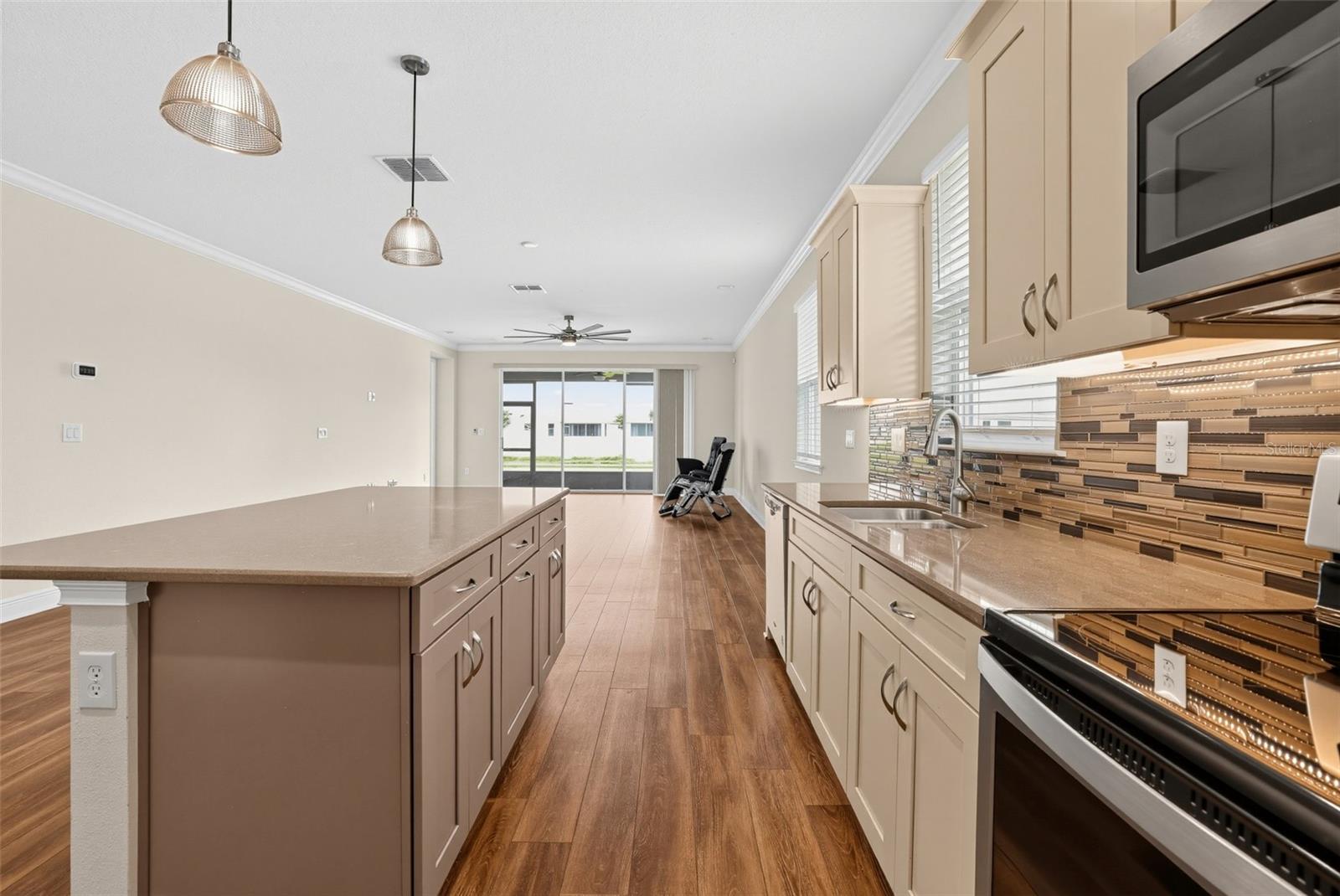 13102 Satin Lily Dr Property Photo 7
