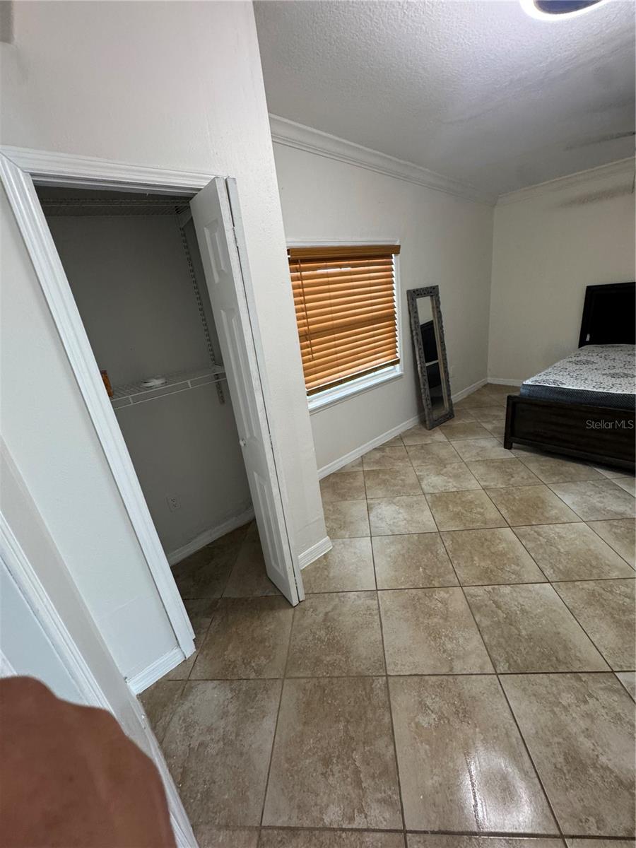 1515 Mabbette St Property Photo 8