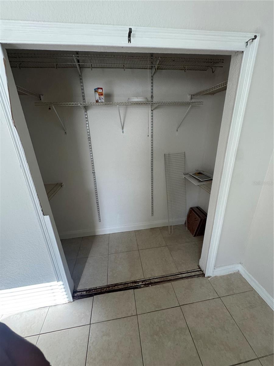 1515 Mabbette St Property Photo 11