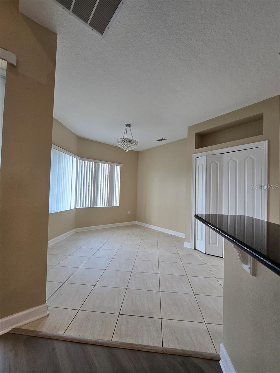 13613 Larsen Ln Property Photo 11