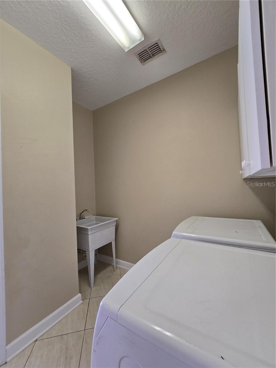 13613 Larsen Ln Property Photo 16