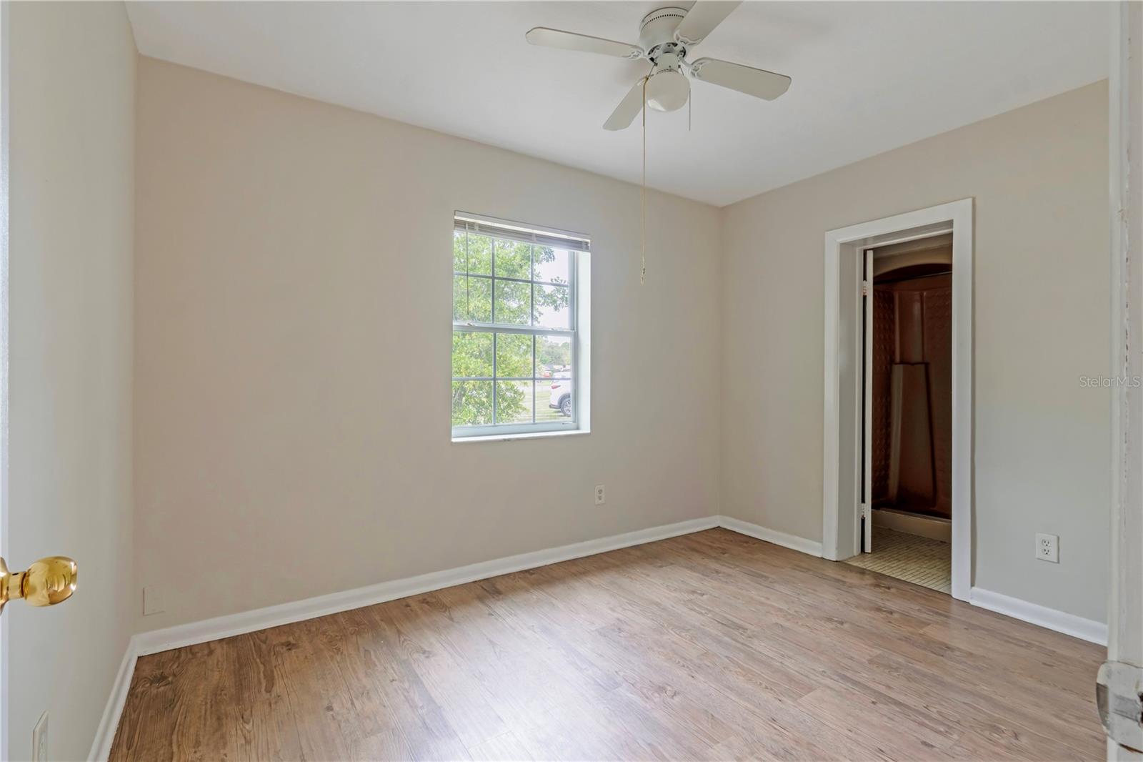 962 Rockhill St Property Photo 19