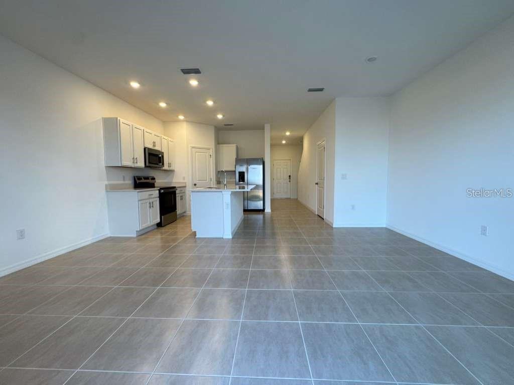 7629 Waterscape Dr Property Photo 3