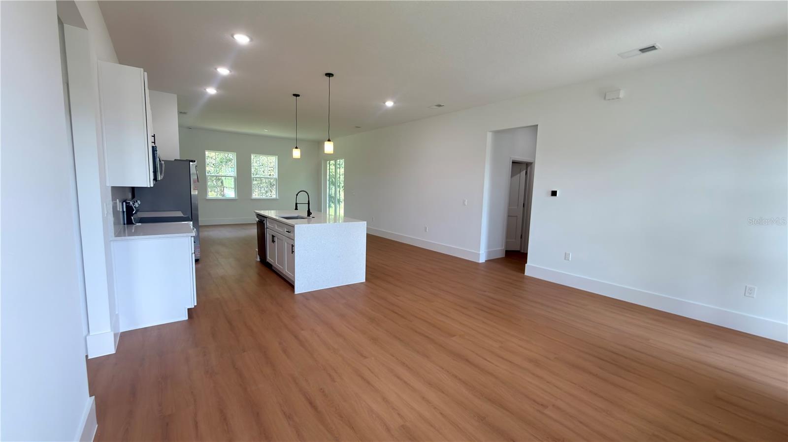 14813 Sw 47 Ct Property Photo 4