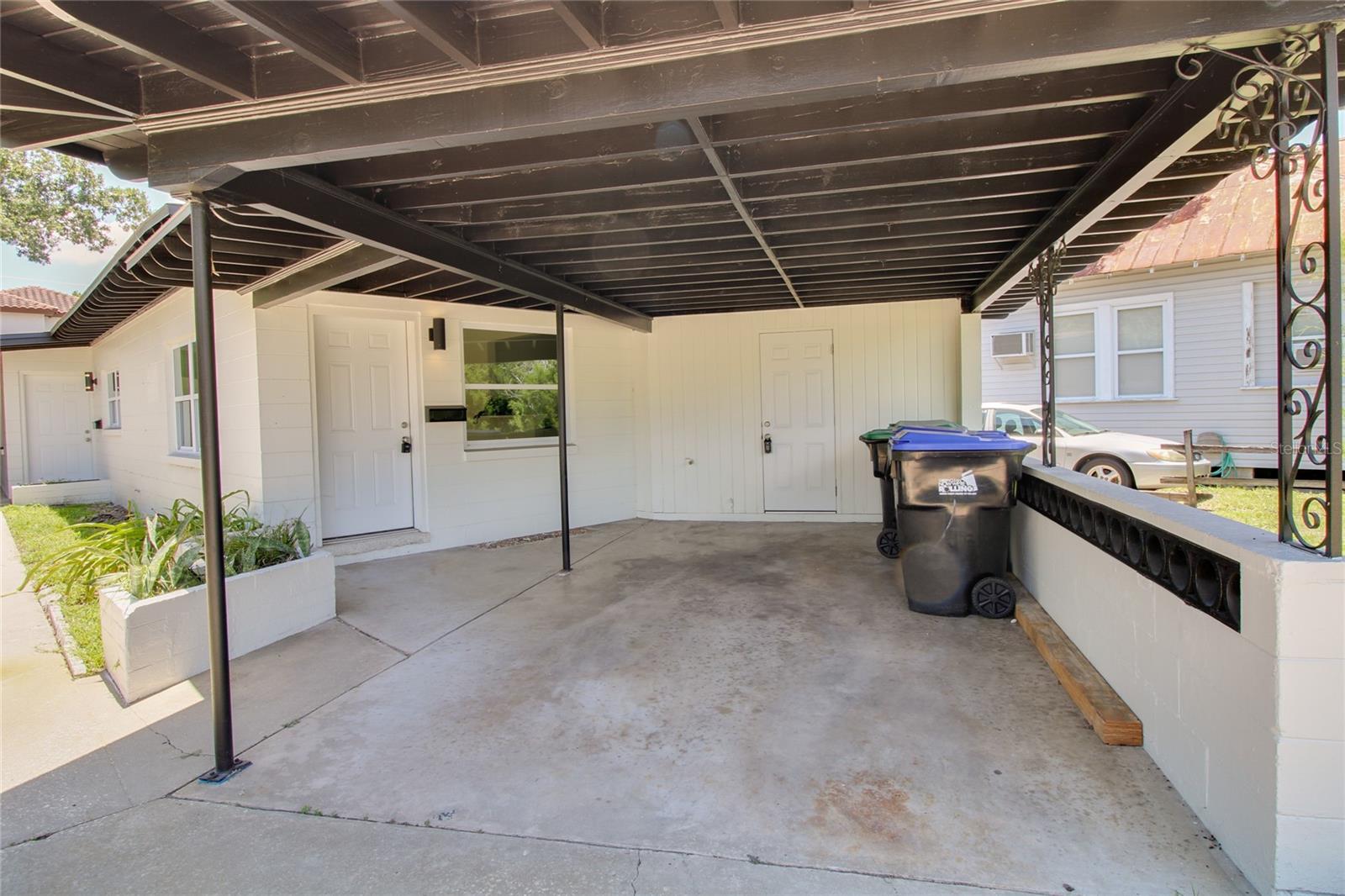 1618 INDIANA AVE Property Photo 1