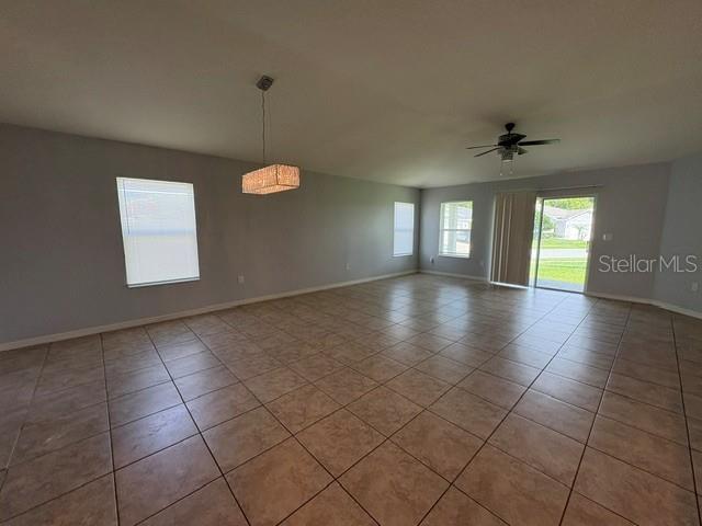 4751 Maplewild Ln Property Photo 3