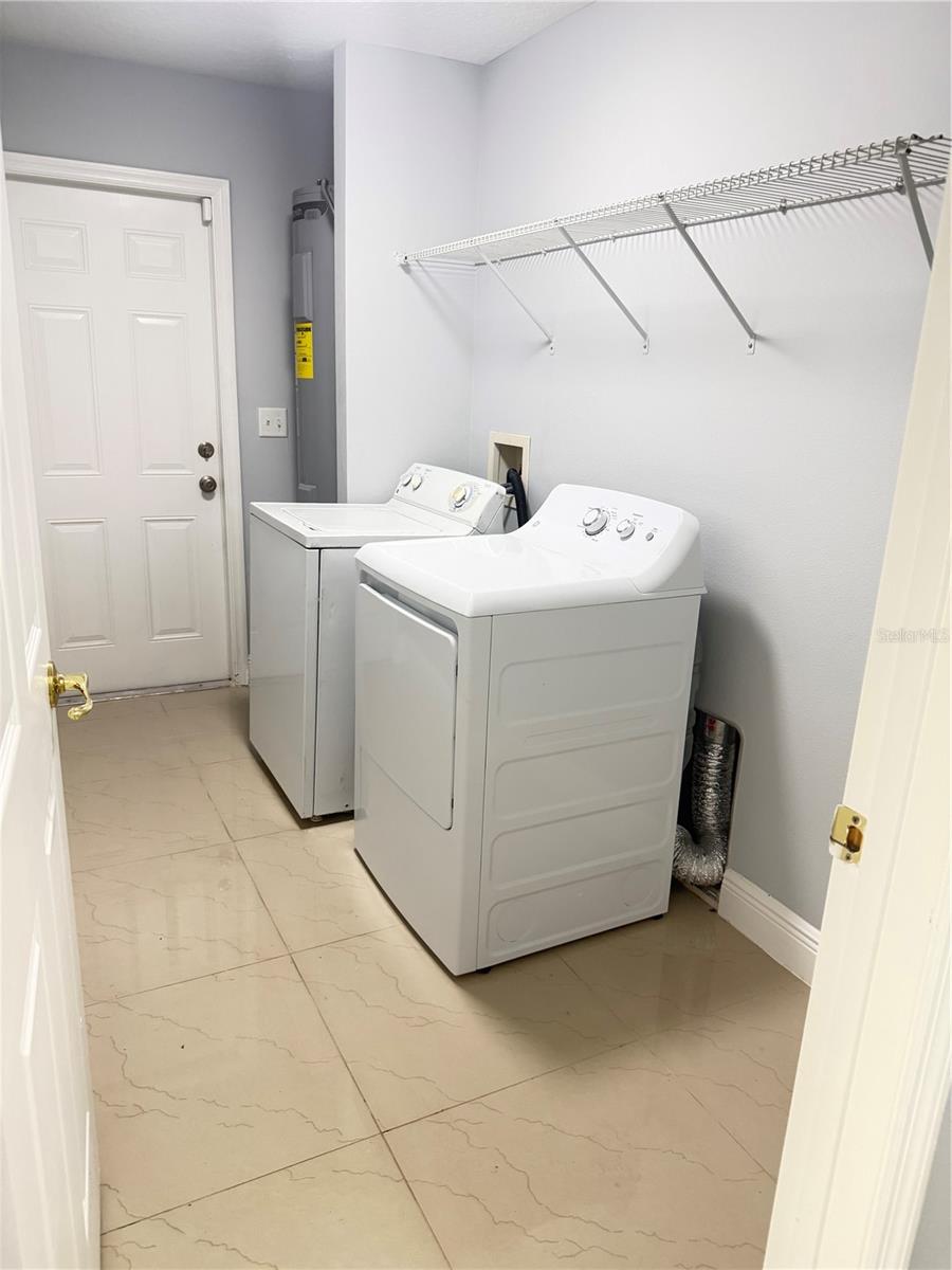 241 Emory Pl Property Photo 9