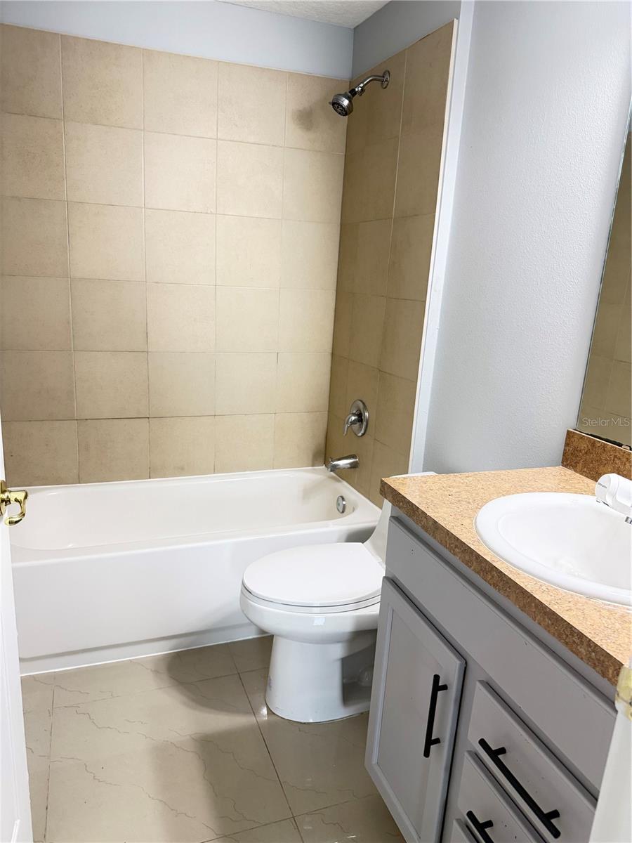 241 Emory Pl Property Photo 12