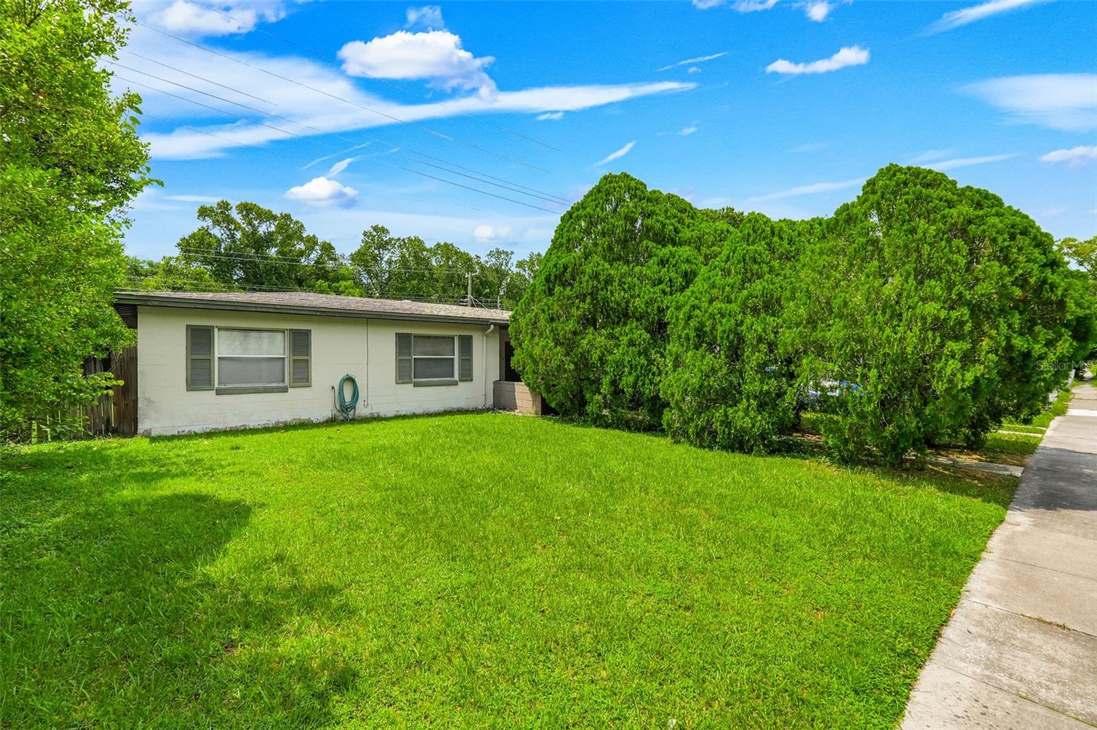 2304 Colton Drive Property Photo 2