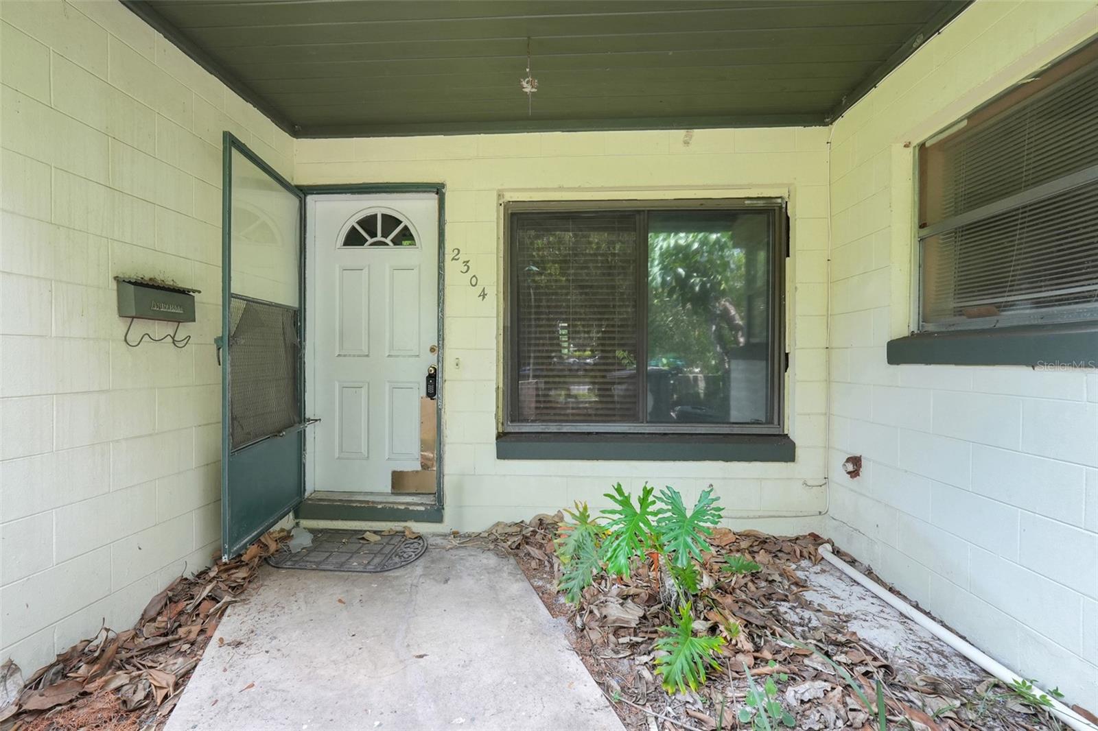 2304 Colton Drive Property Photo 3