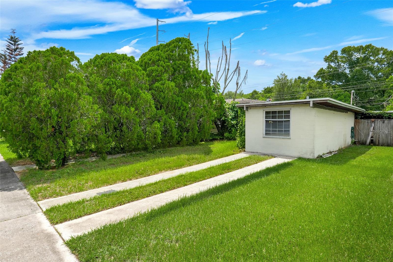 2304 Colton Drive Property Photo 23
