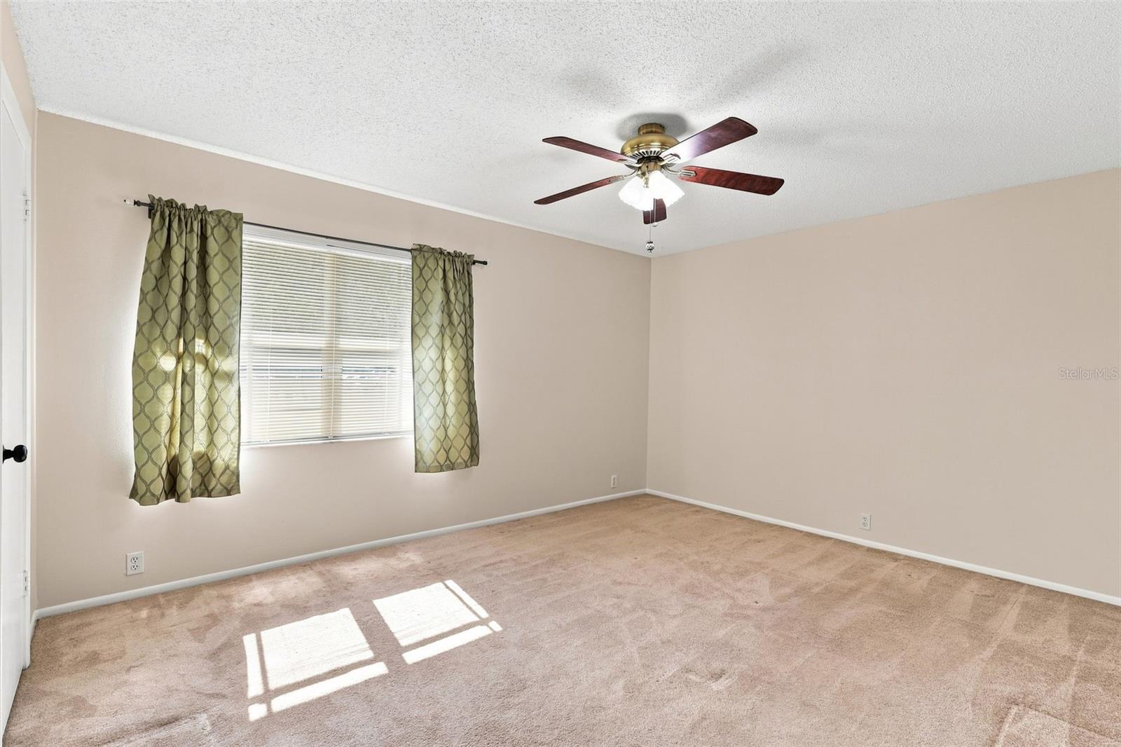 438 Windmeadows St #438 Property Photo 25