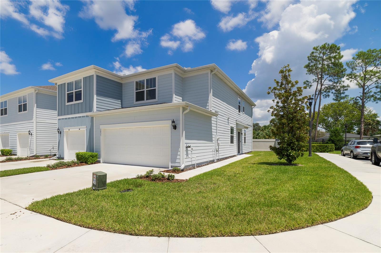 2857 Clever Ln Property Photo 2
