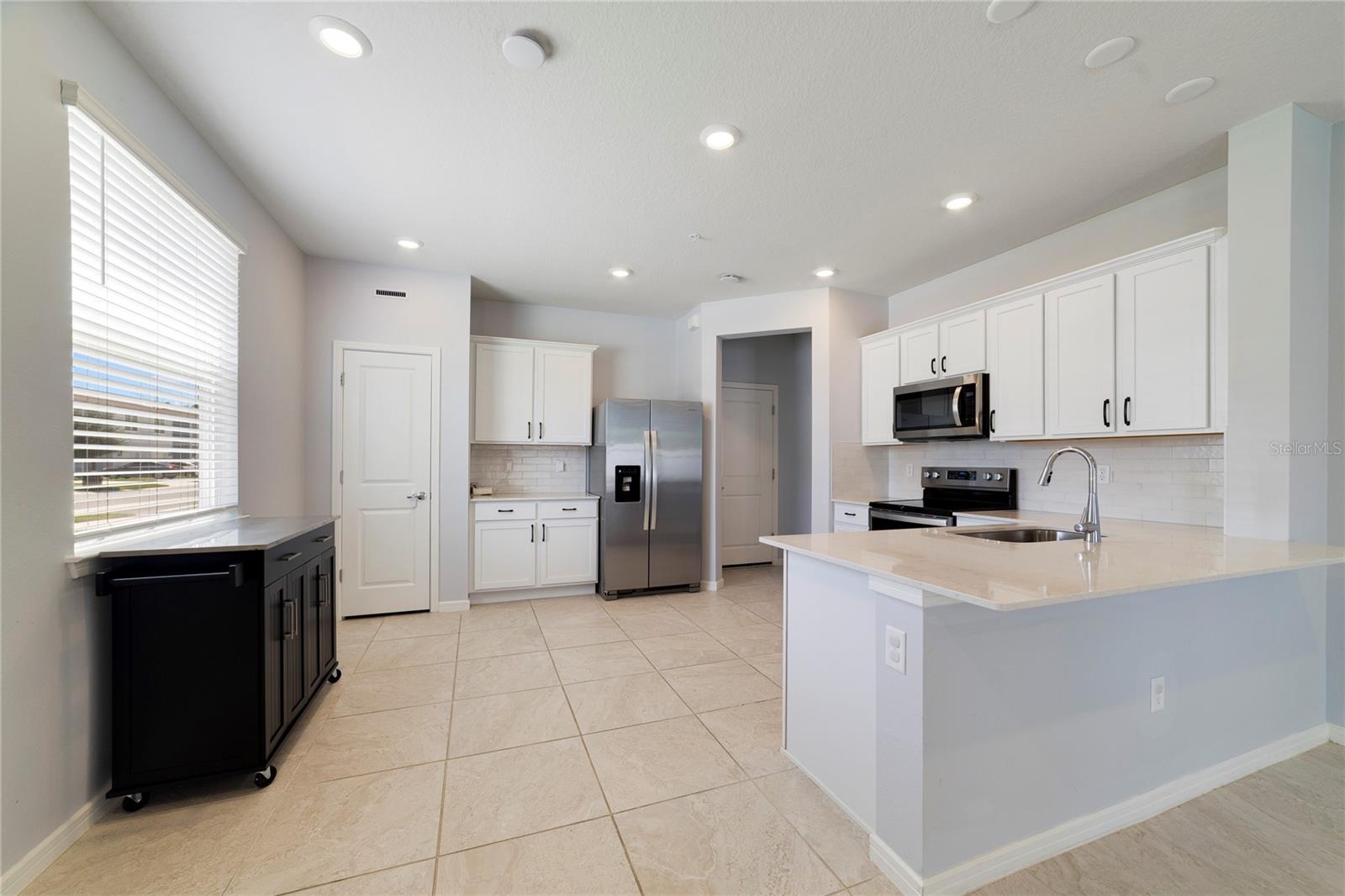 2857 Clever Ln Property Photo 5