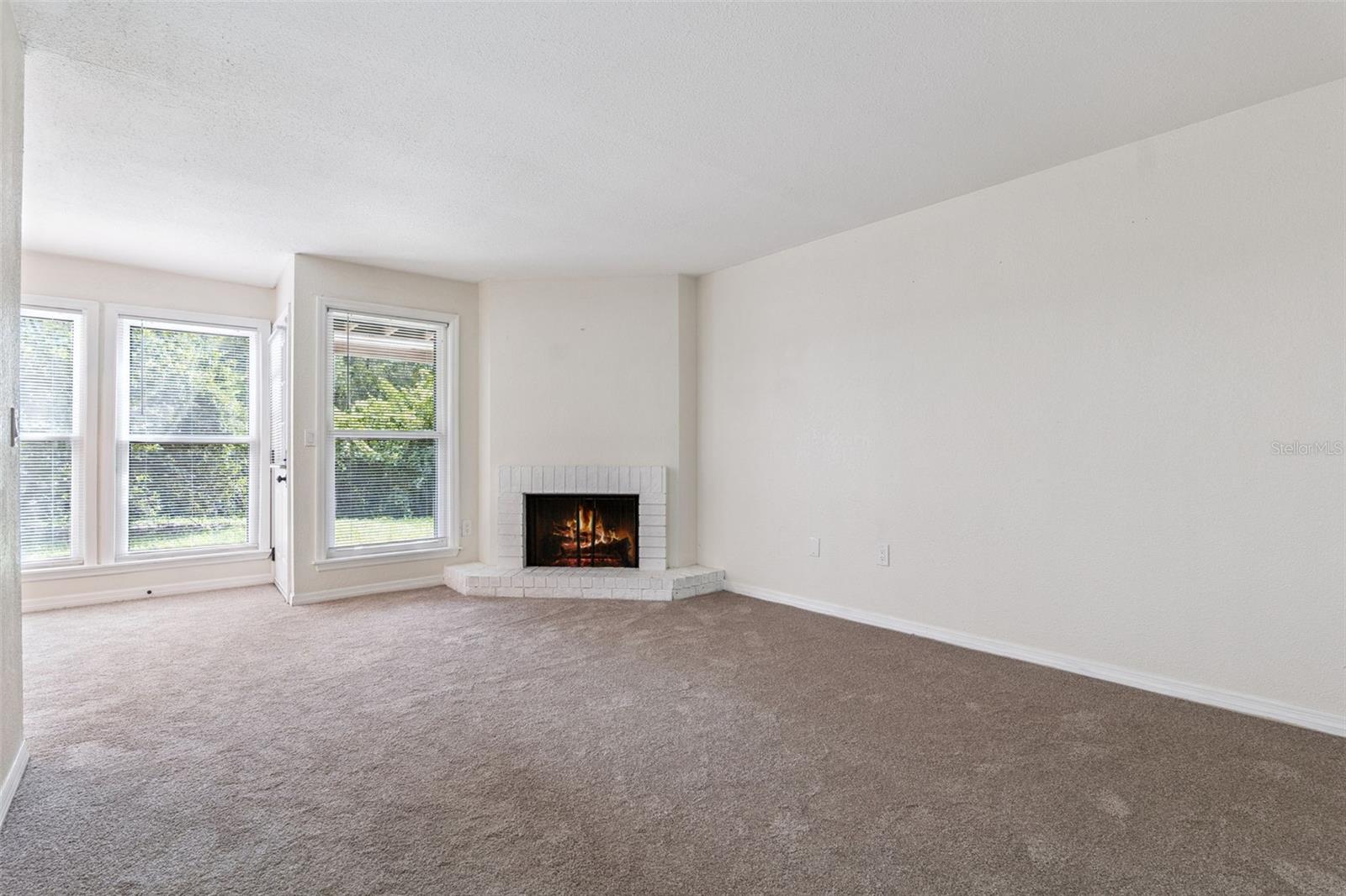 623 Grenadine Ct #623 Property Photo 4