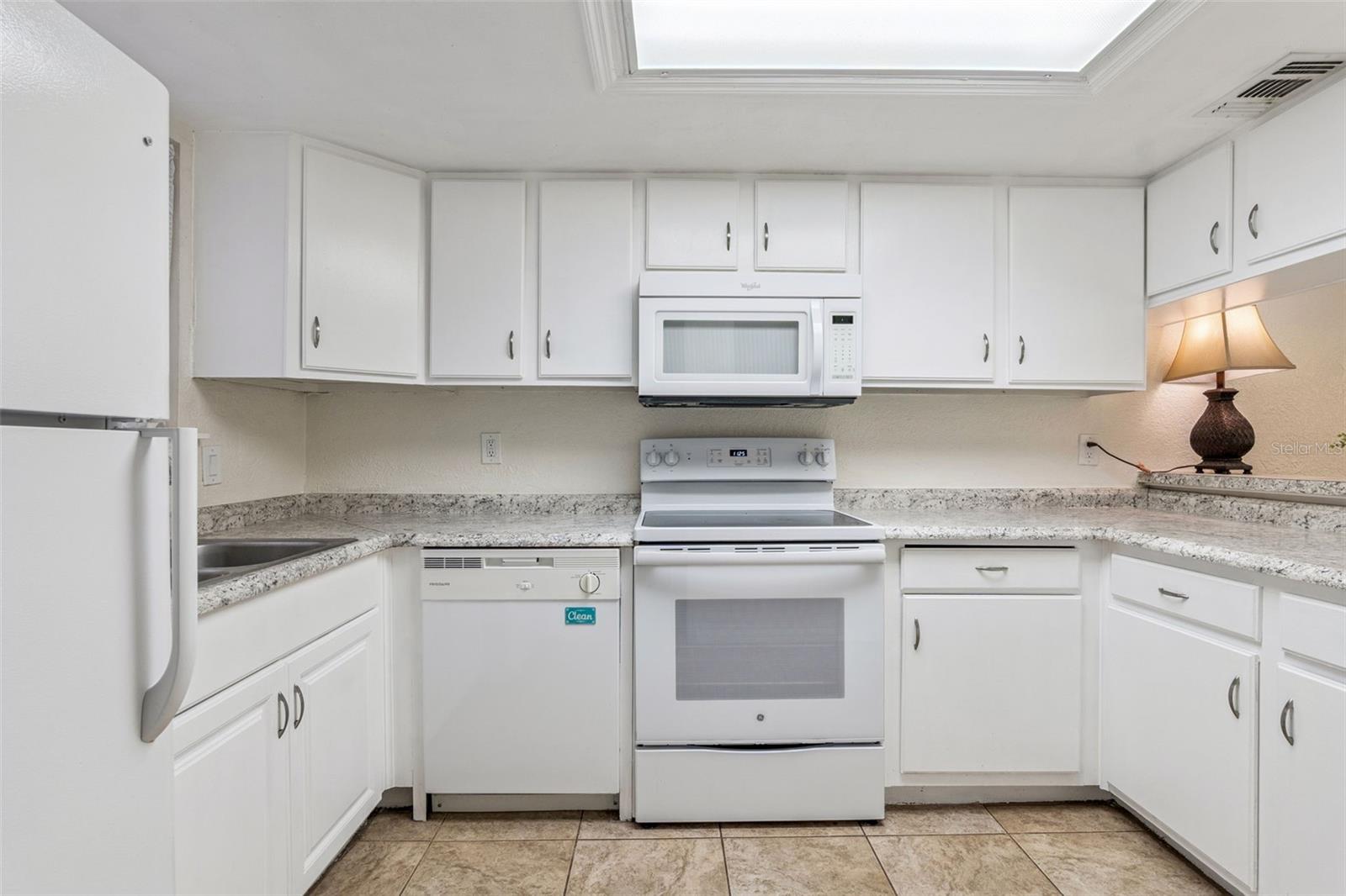 623 Grenadine Ct #623 Property Photo 6