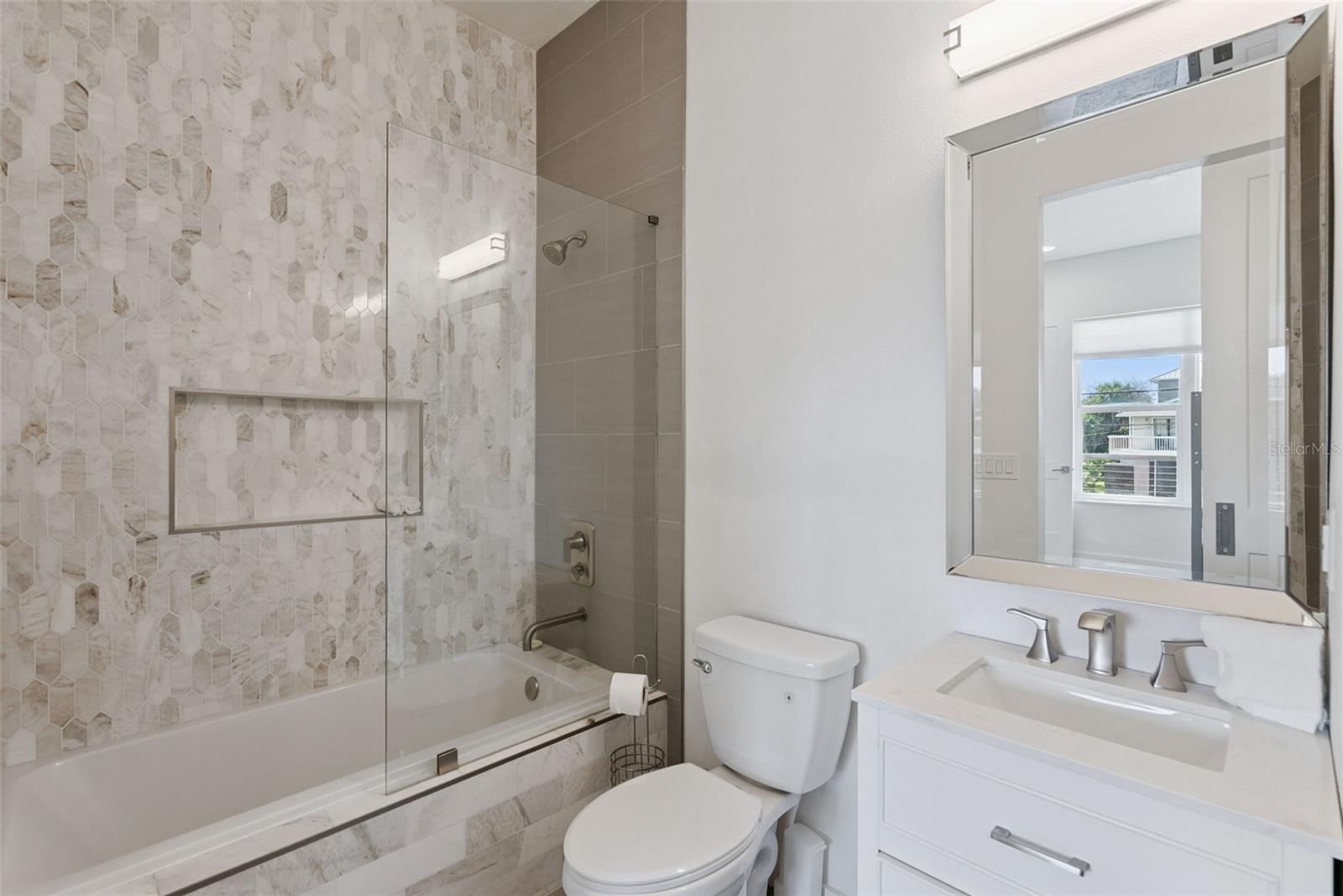 6274 Turtlemound Rd Property Photo 40