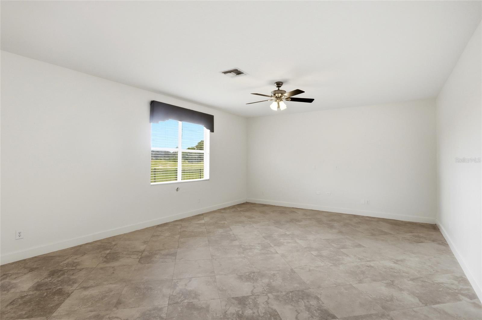 33863 Terragona Dr Property Photo 12