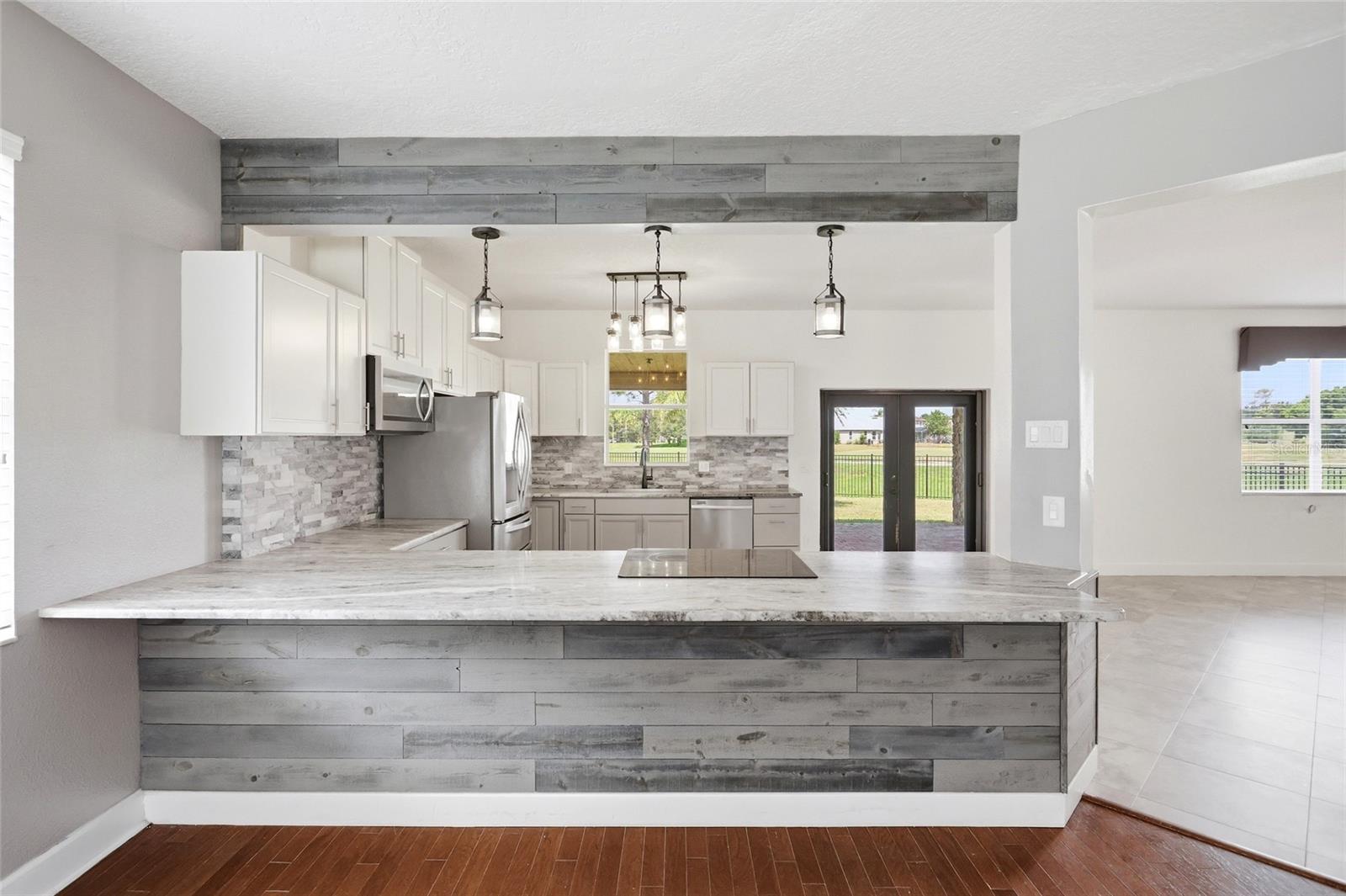 33863 Terragona Dr Property Photo 13