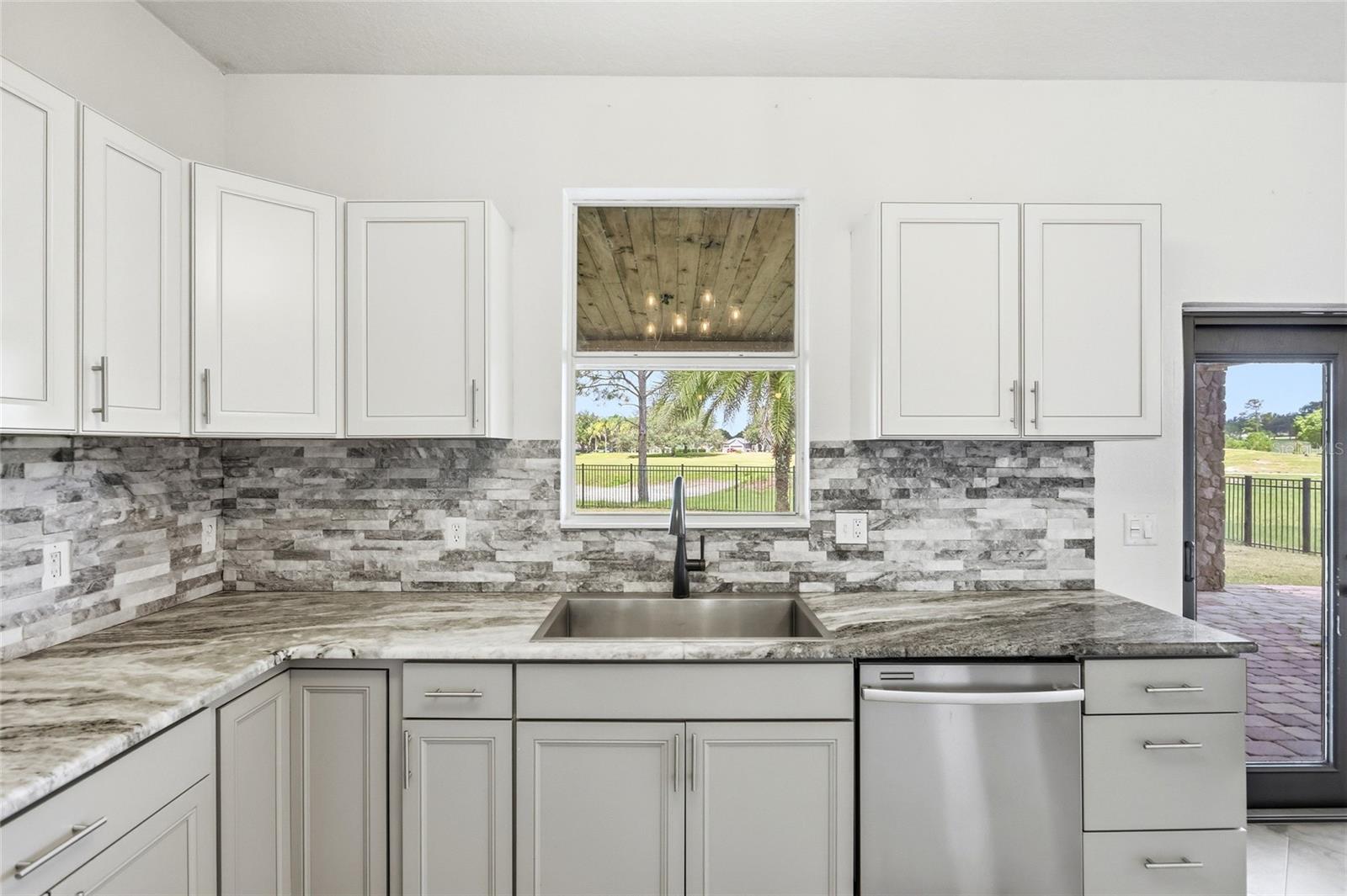 33863 Terragona Dr Property Photo 16