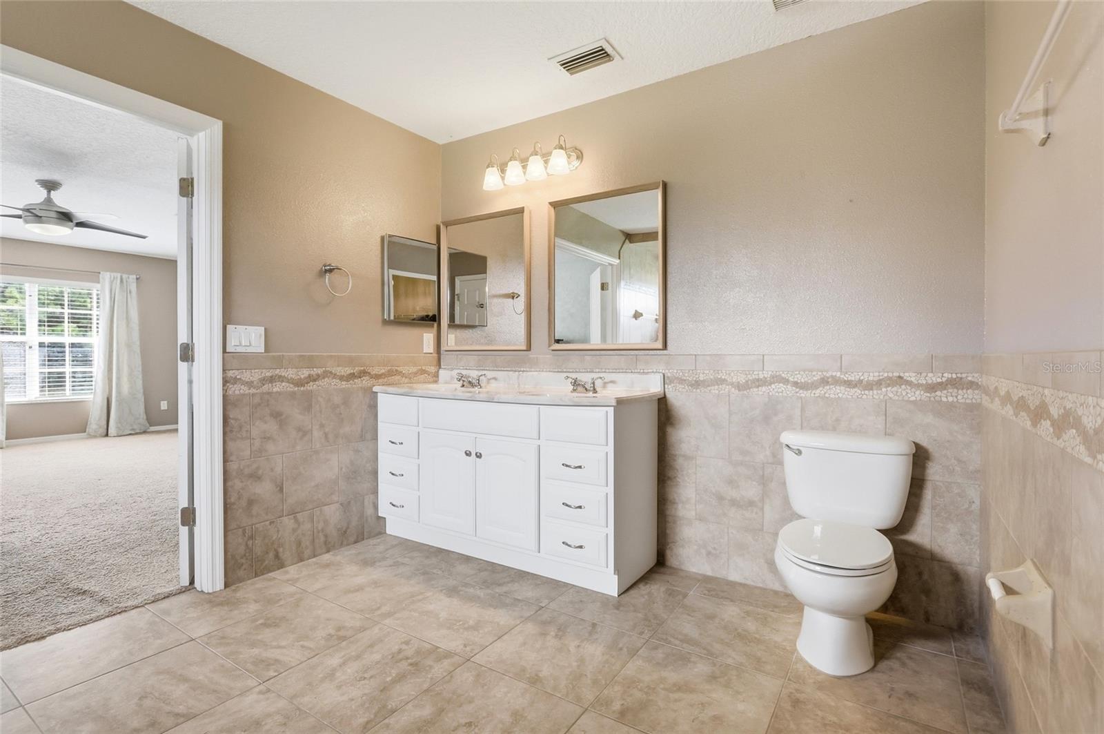 33863 Terragona Dr Property Photo 28