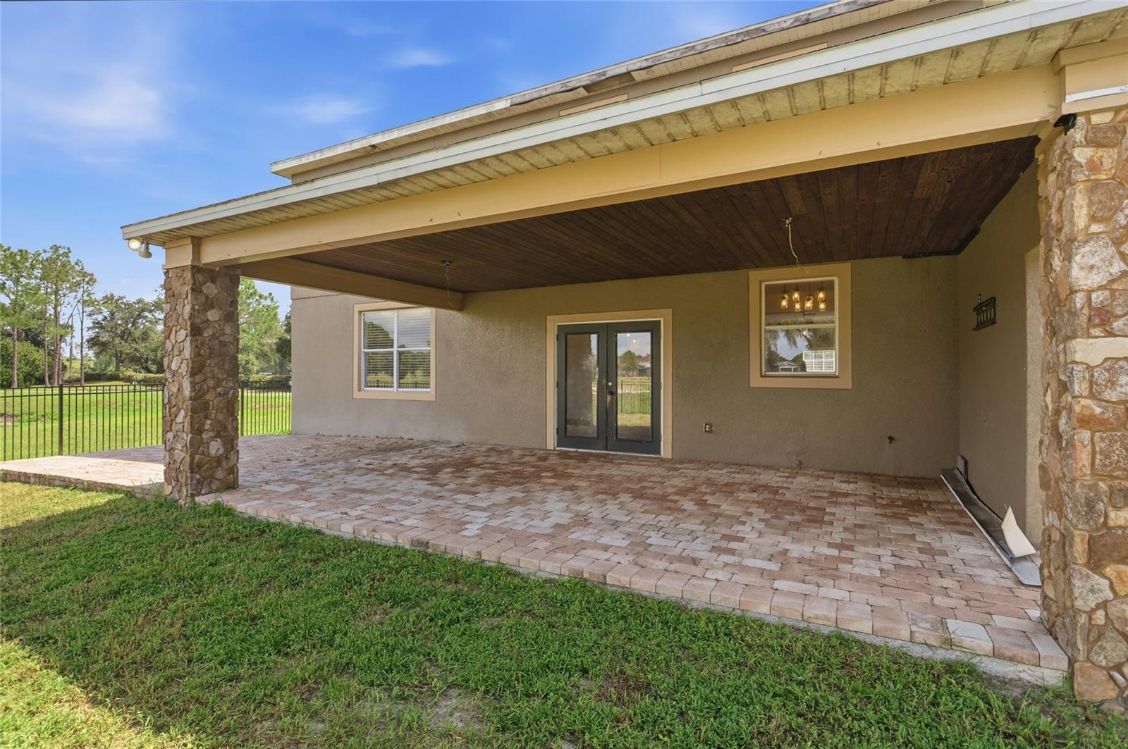 33863 Terragona Dr Property Photo 40