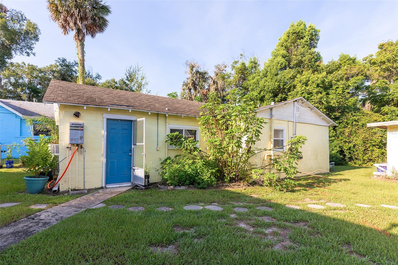 220 N Adelle Ave Property Photo 14