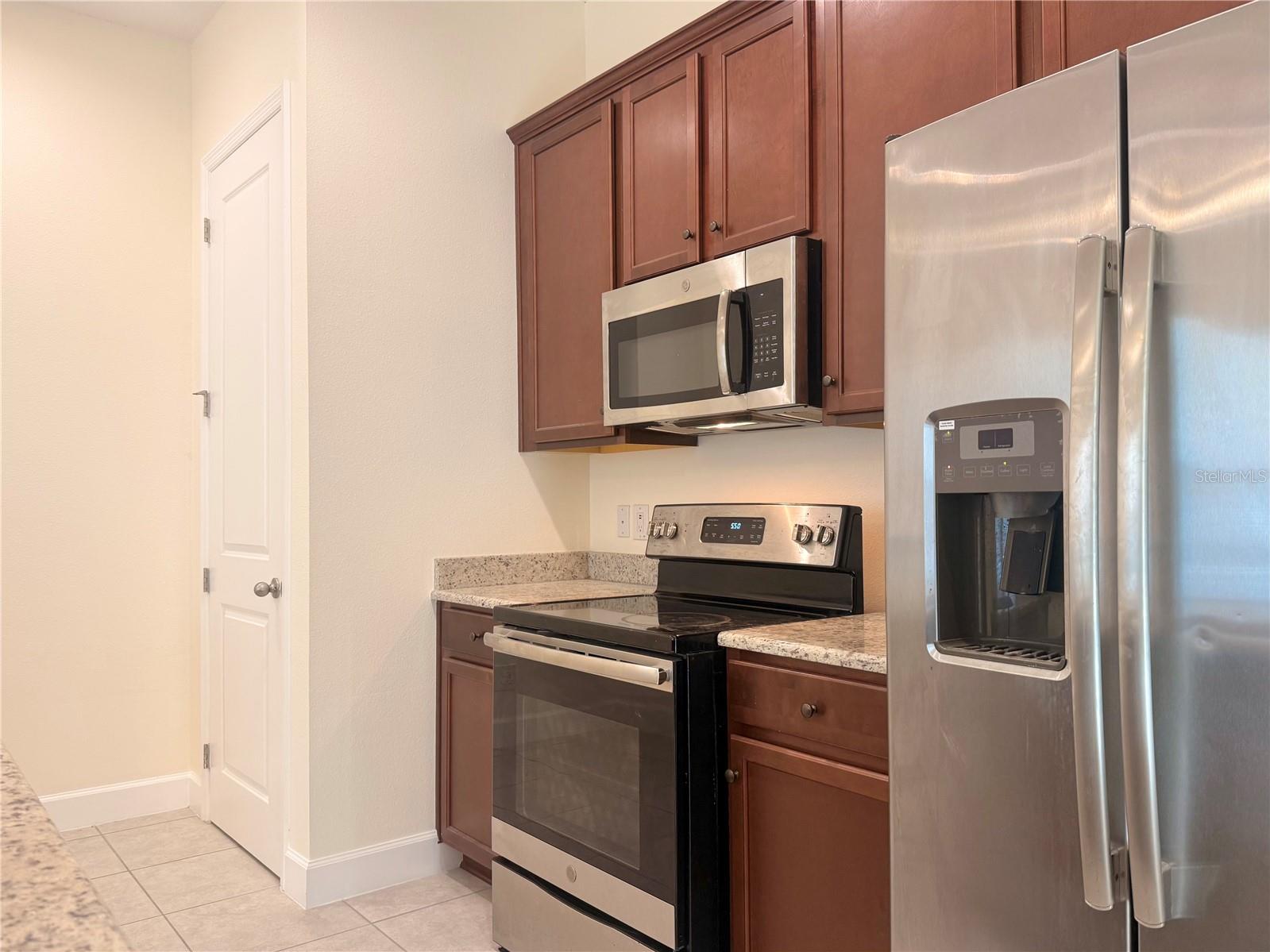12933 Doisy St Property Photo 14