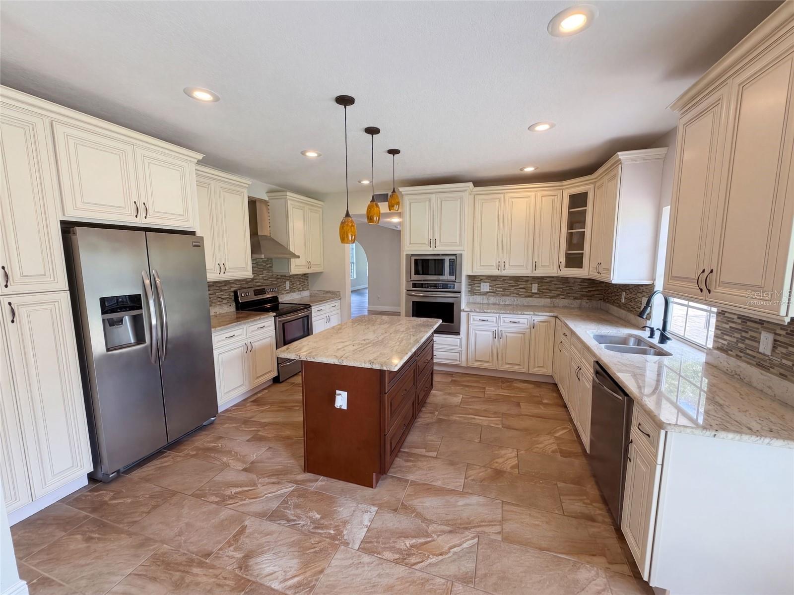 120 Longbranch Rd Property Photo 5