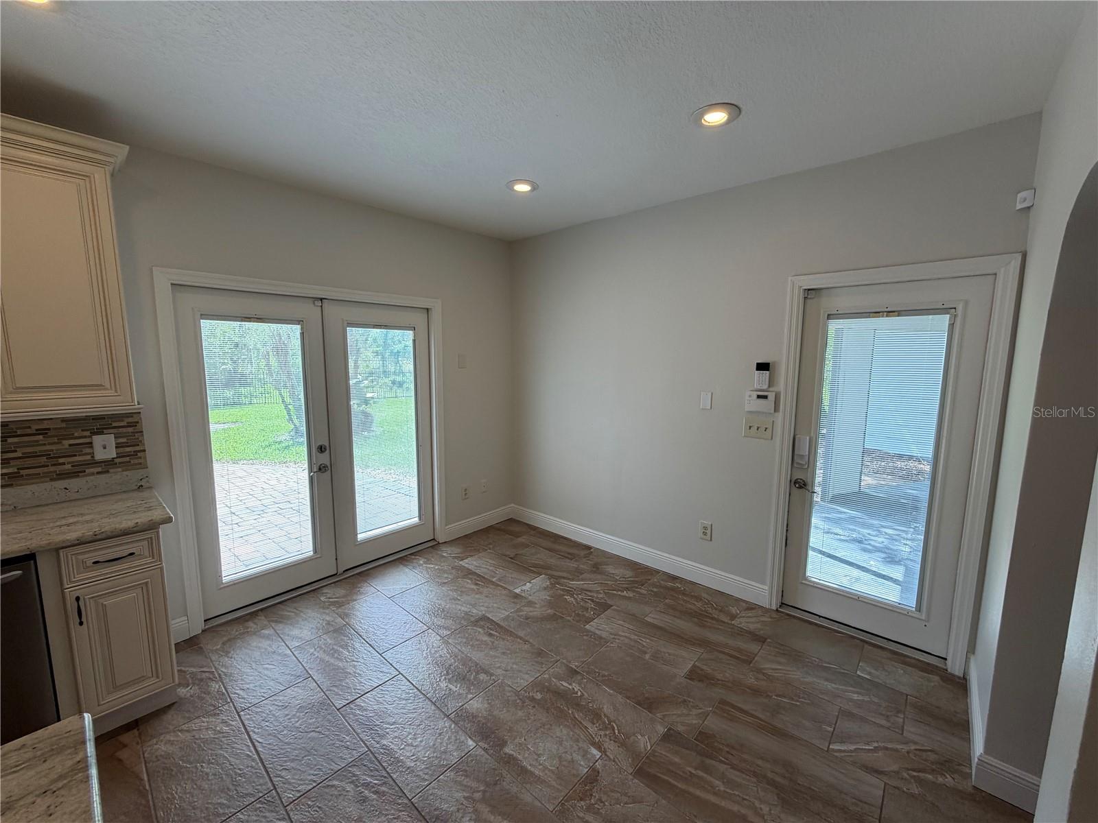 120 Longbranch Rd Property Photo 21