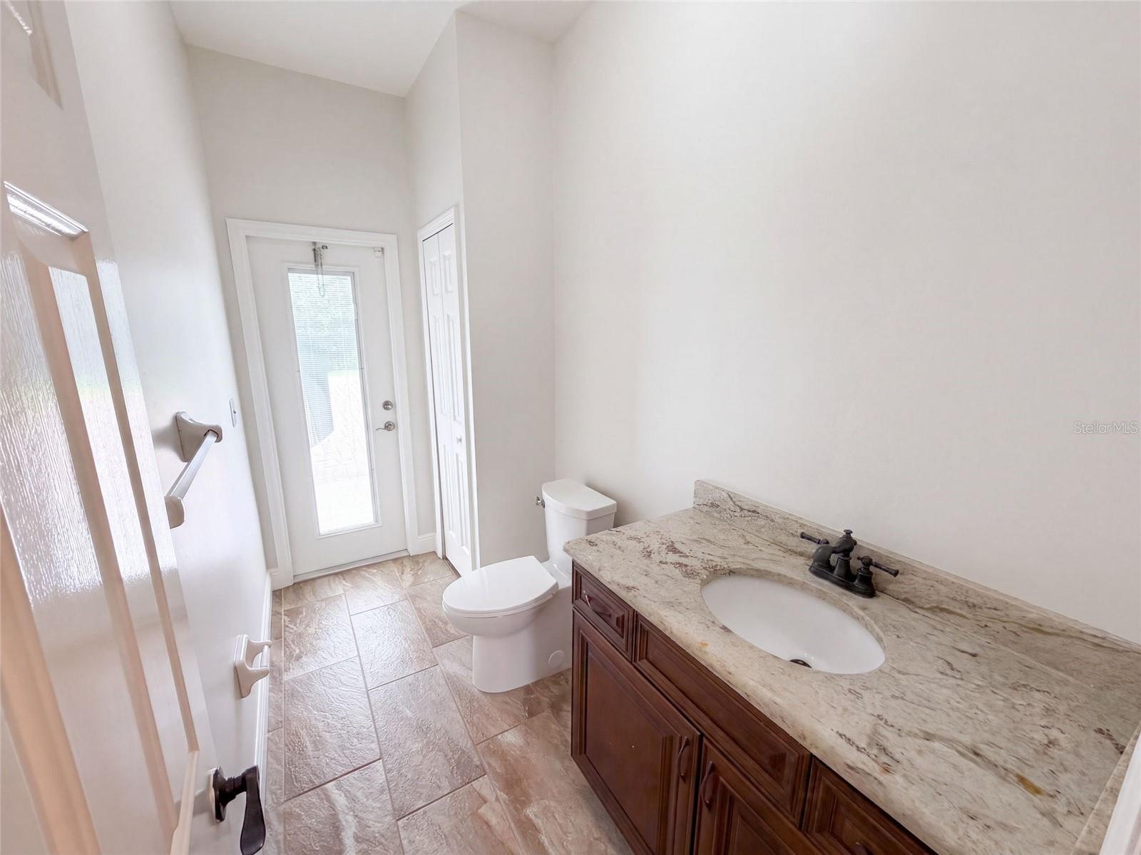 120 Longbranch Rd Property Photo 24