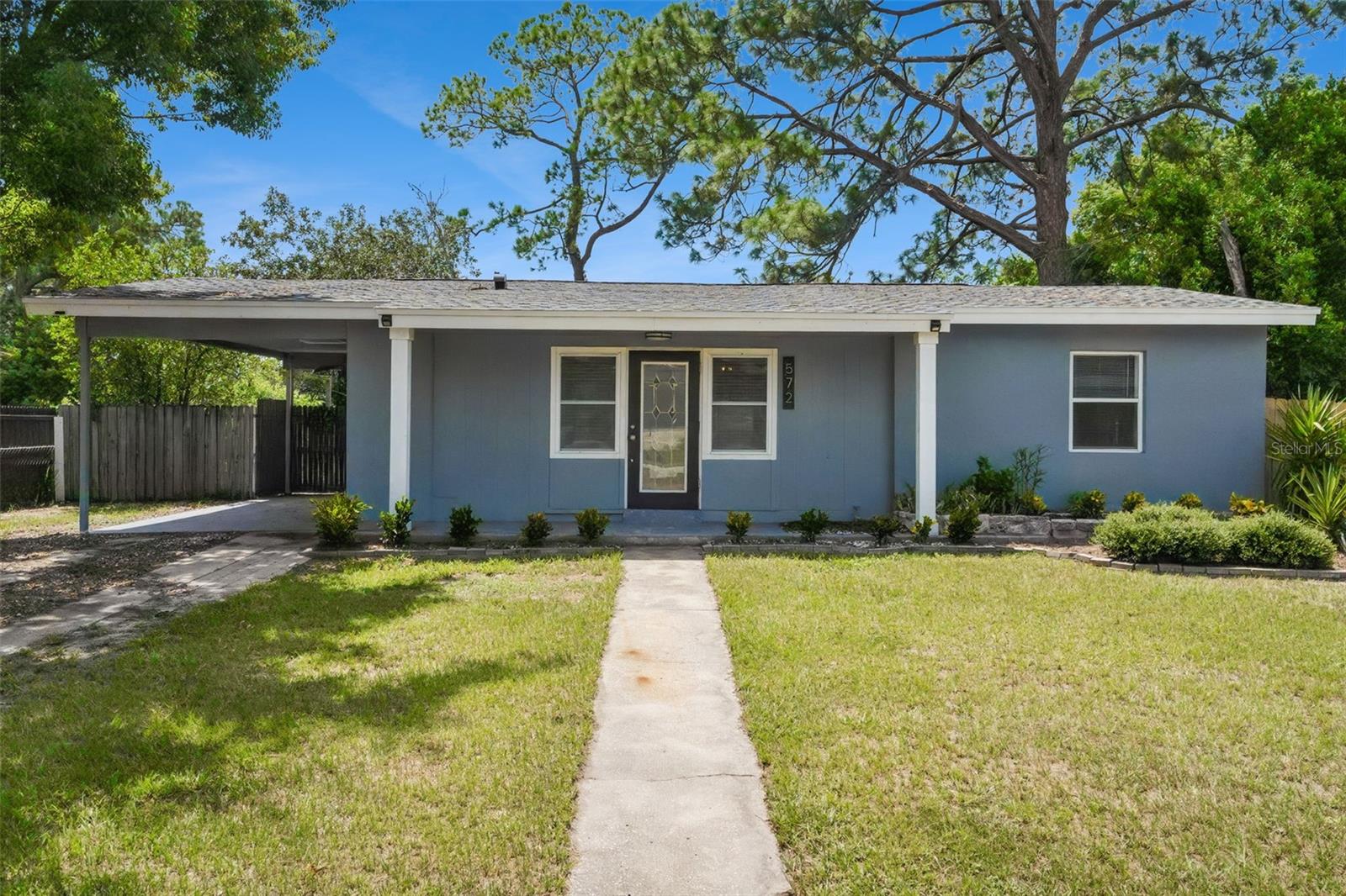 572 E Normandy Blvd Property Photo 1