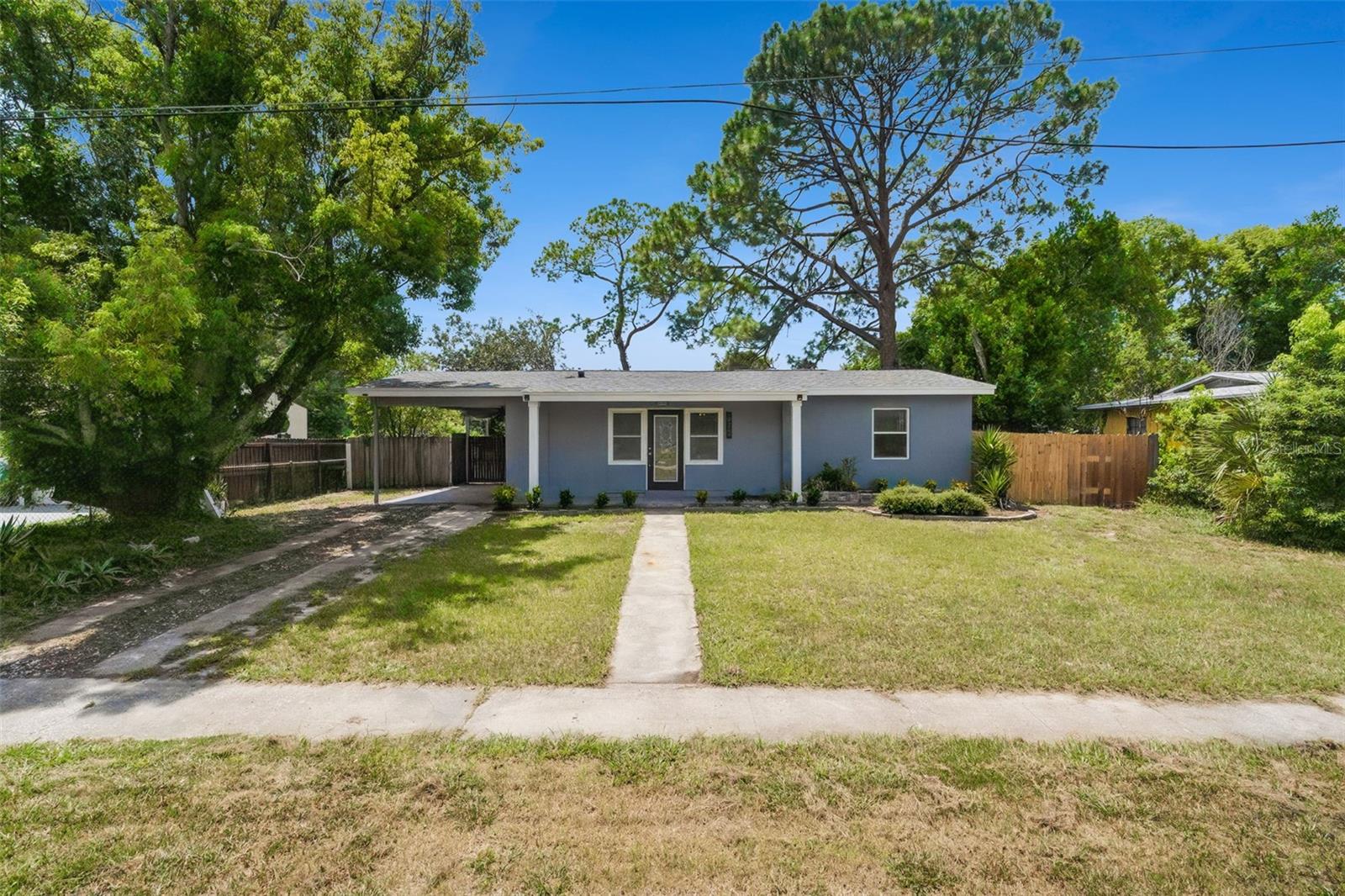 572 E Normandy Blvd Property Photo 7
