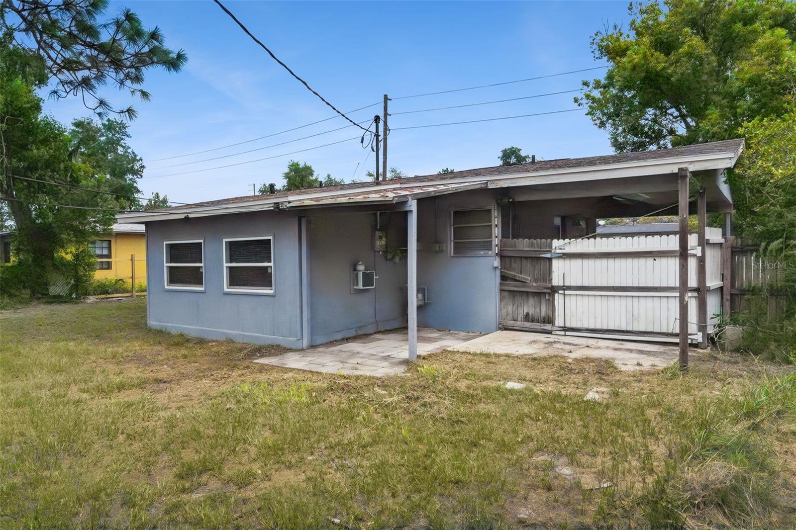 572 E Normandy Blvd Property Photo 22