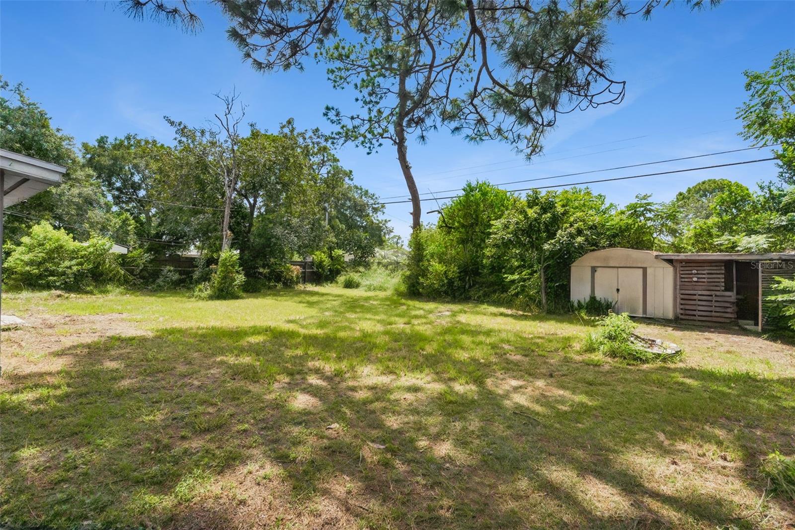 572 E Normandy Blvd Property Photo 23