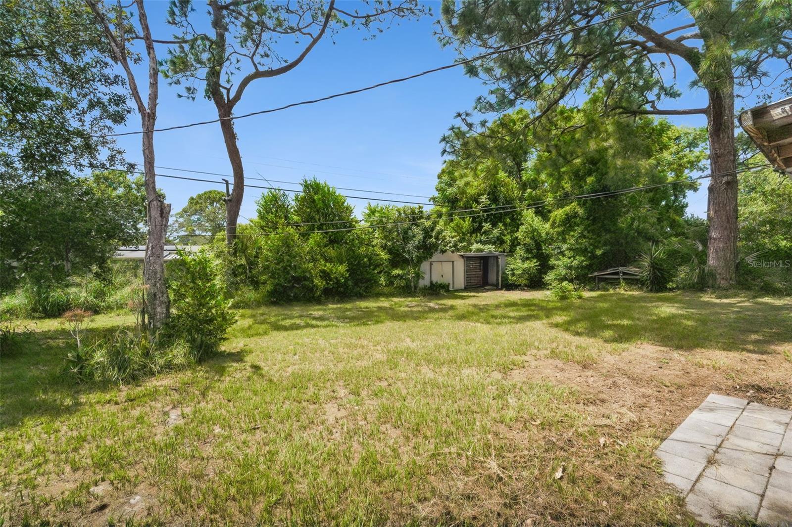 572 E Normandy Blvd Property Photo 24