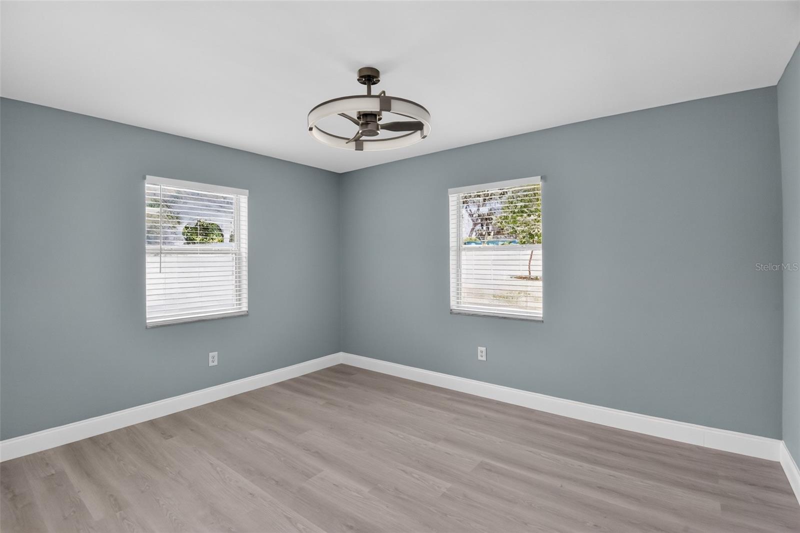 1148 Fountainhead Dr Property Photo 3