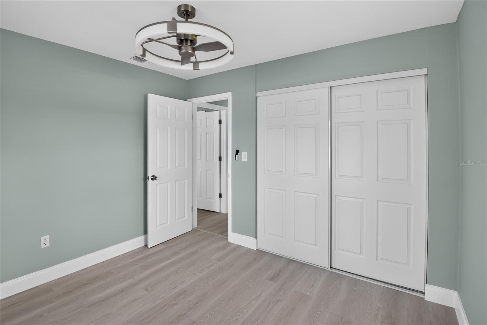 1148 Fountainhead Dr Property Photo 6