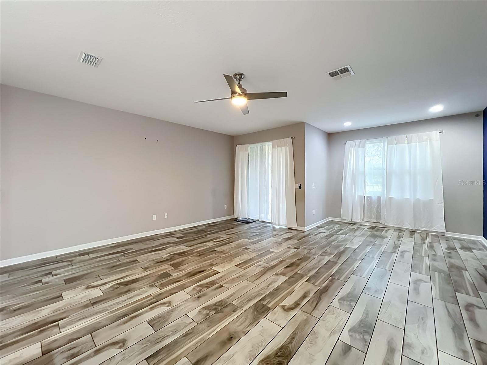 12043 White Wave Pt Property Photo 22